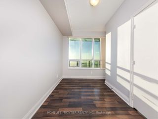 1907 - 68 Canterbury Pl