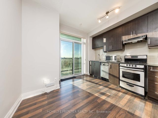 1907 - 68 Canterbury Pl