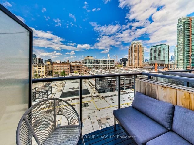 617 - 5 Hanna Ave