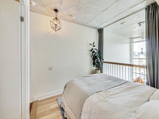 617 - 5 Hanna Ave