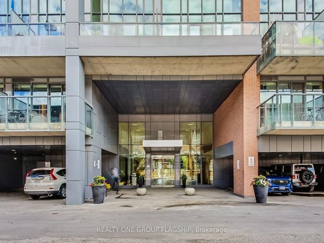 617 - 5 Hanna Ave