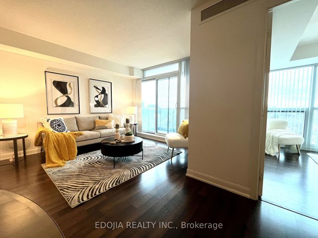 1011 - 17 Anndale Dr
