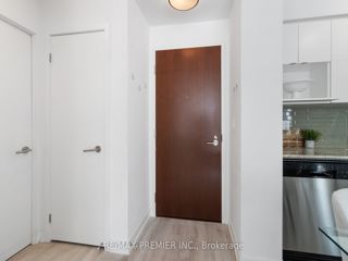 303 - 120 Varna Dr