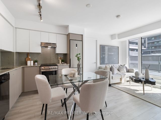 303 - 120 Varna Dr