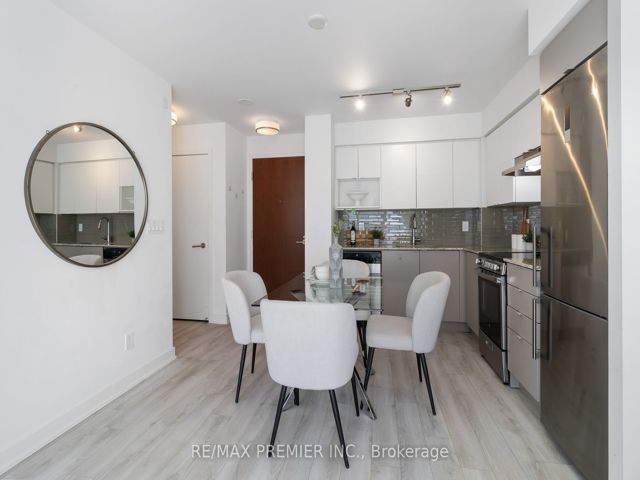 303 - 120 Varna Dr