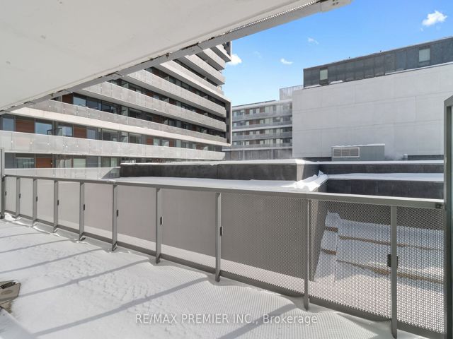 303 - 120 Varna Dr