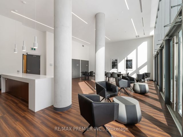 303 - 120 Varna Dr