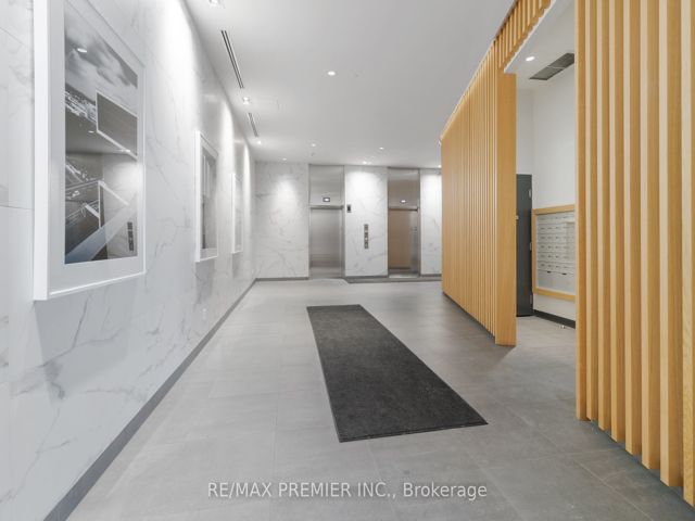 303 - 120 Varna Dr