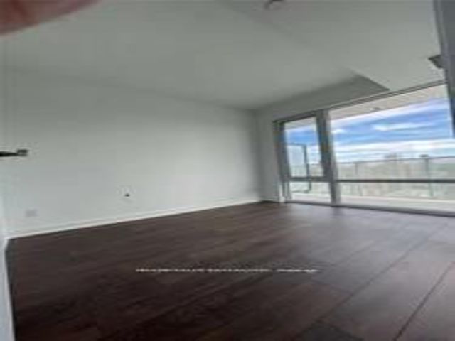 2606 - 501 Yonge St