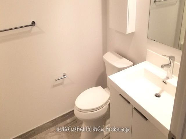 811 - 20 O'neill Rd