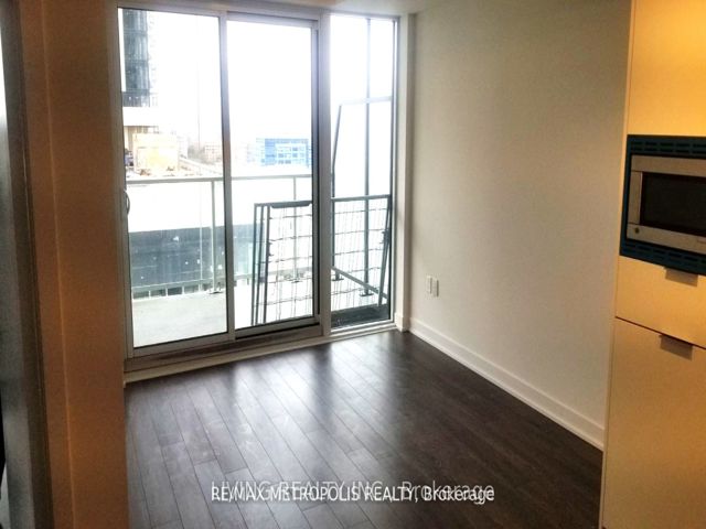 811 - 20 O'neill Rd