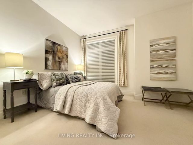 215 - 47 York Mills Rd