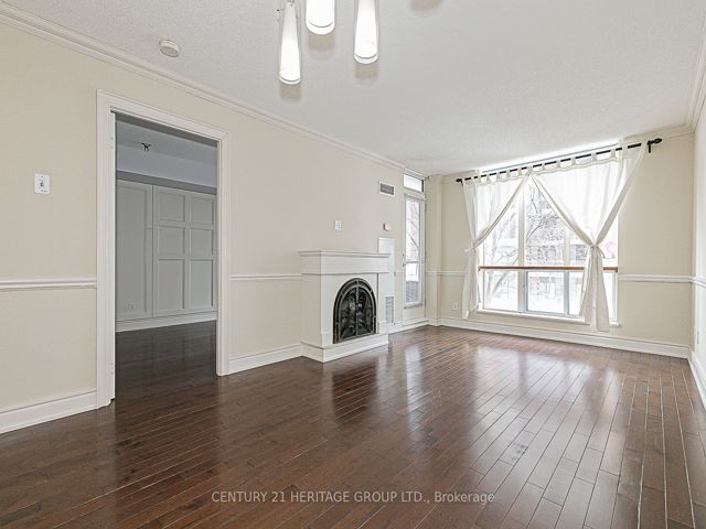 407 - 55 Harrison Garden Blvd S