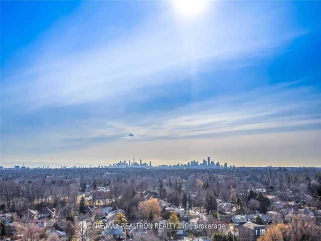 3702 - 117 Mcmahon Dr