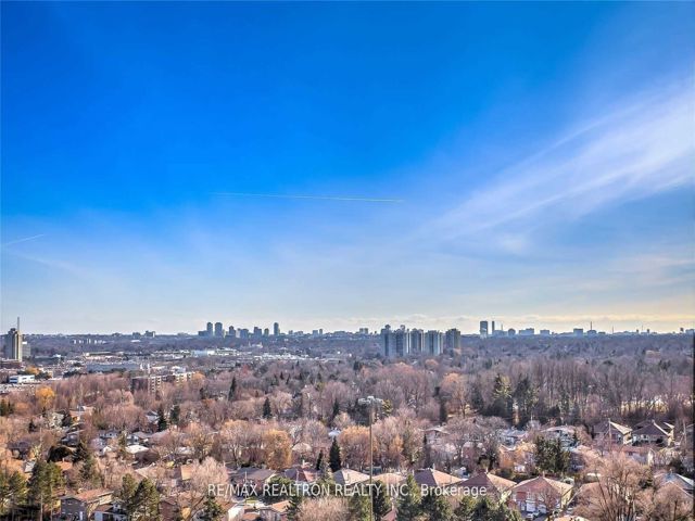 3702 - 117 Mcmahon Dr