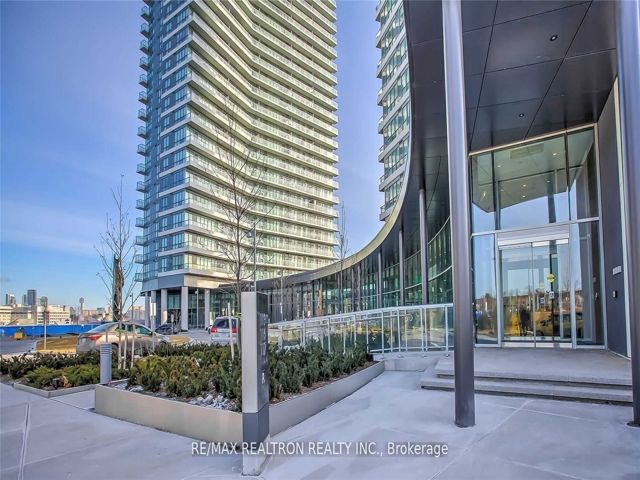 3702 - 117 Mcmahon Dr