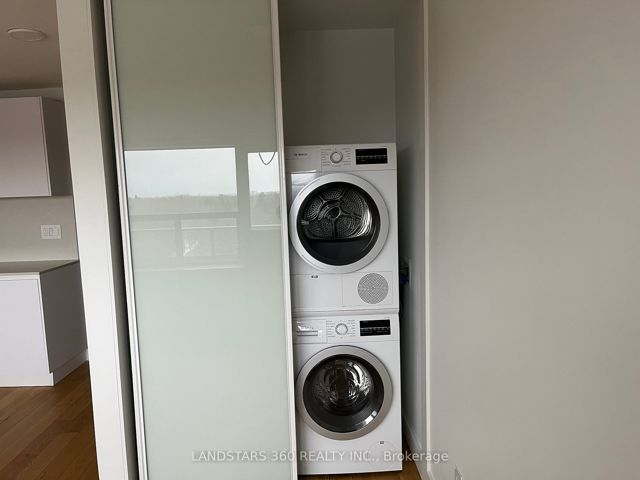 1005 - 111 Lawton Blvd