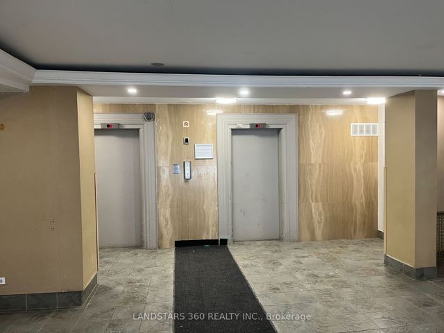 1005 - 111 Lawton Blvd