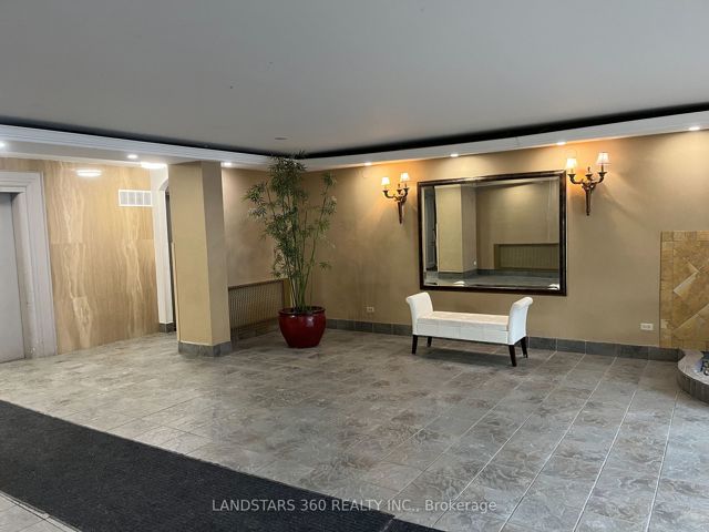 105 - 111 Lawton Blvd