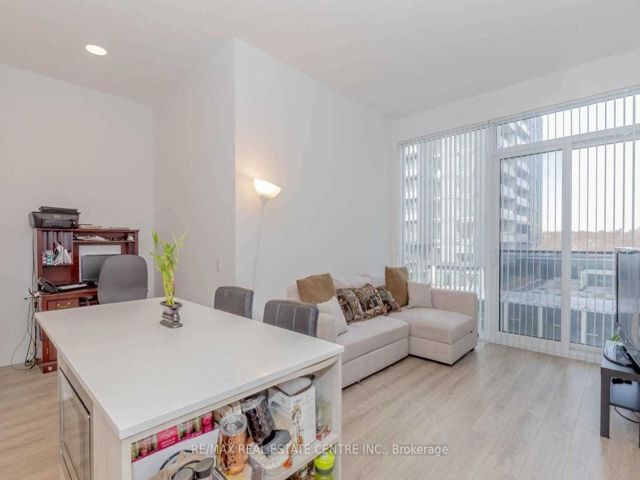 613 - 20 Tubman Ave