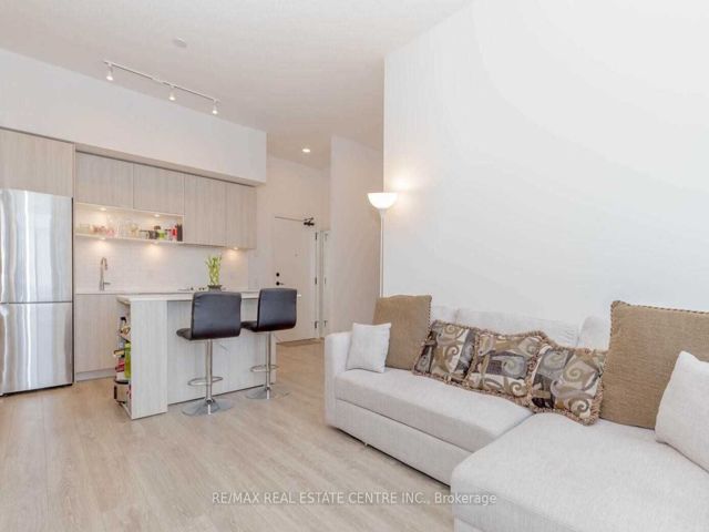 613 - 20 Tubman Ave