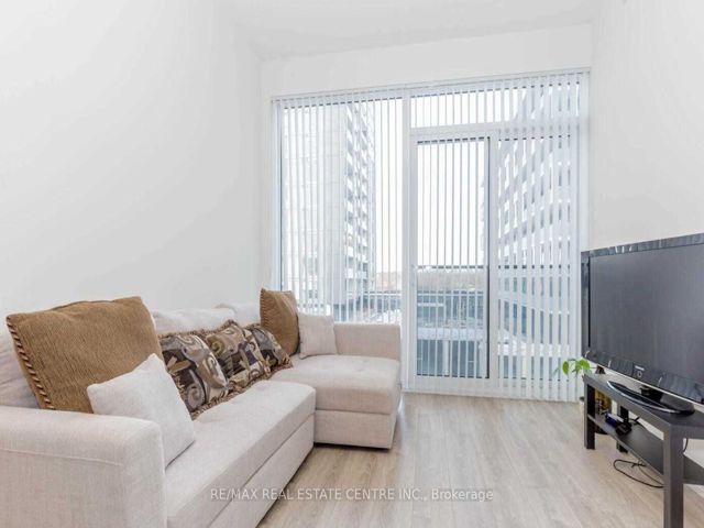 613 - 20 Tubman Ave