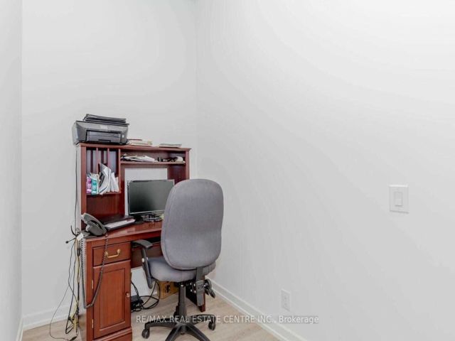 613 - 20 Tubman Ave