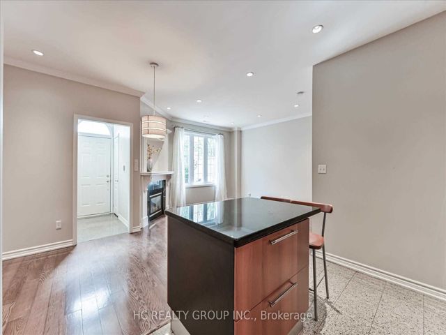 315 - 11 Everson Dr
