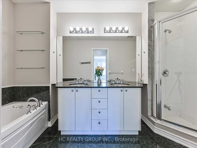 315 - 11 Everson Dr