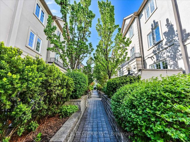 315 - 11 Everson Dr