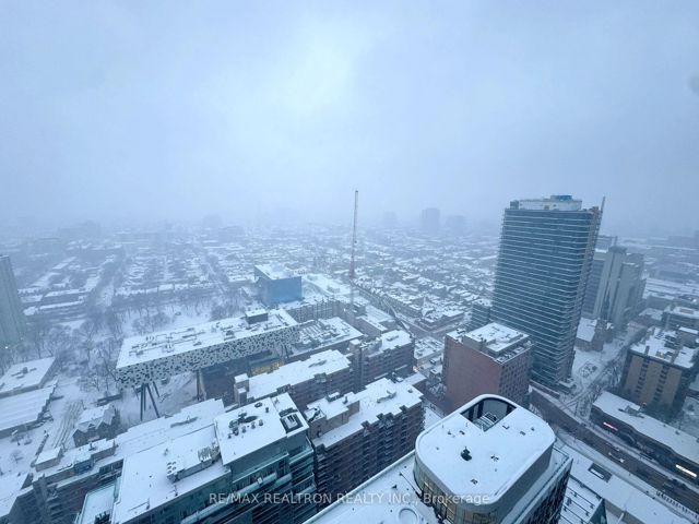 3517 - 230 Simcoe St