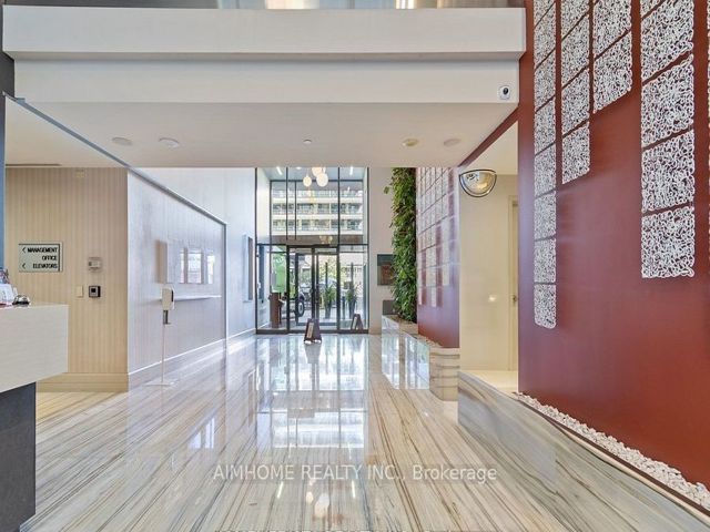 912 - 111 Elizabeth St