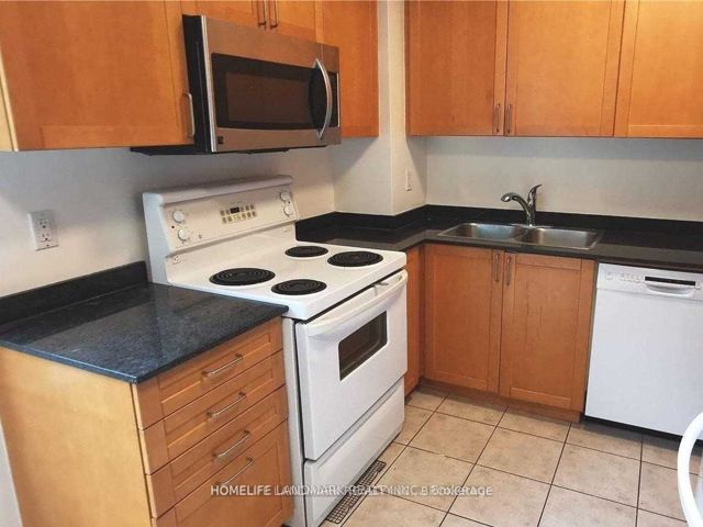 307 - 18 William Carson Cres