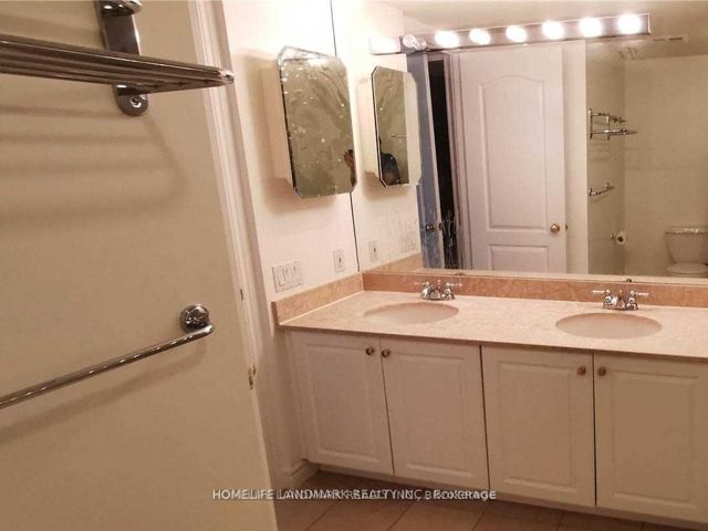 307 - 18 William Carson Cres