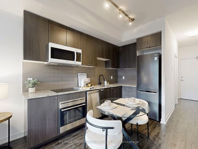 224 - 18 Rean Dr