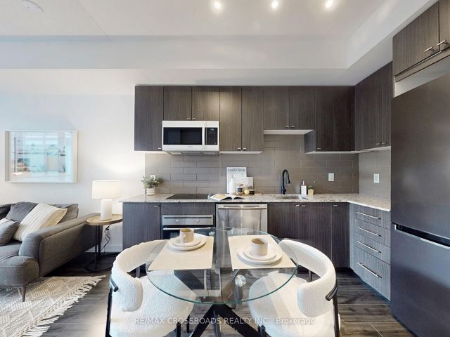 224 - 18 Rean Dr