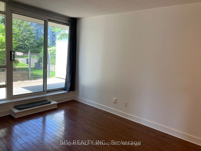 202 - 18 Harrison Garden Blvd