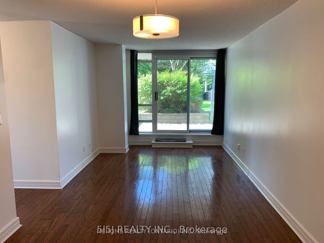 202 - 18 Harrison Garden Blvd