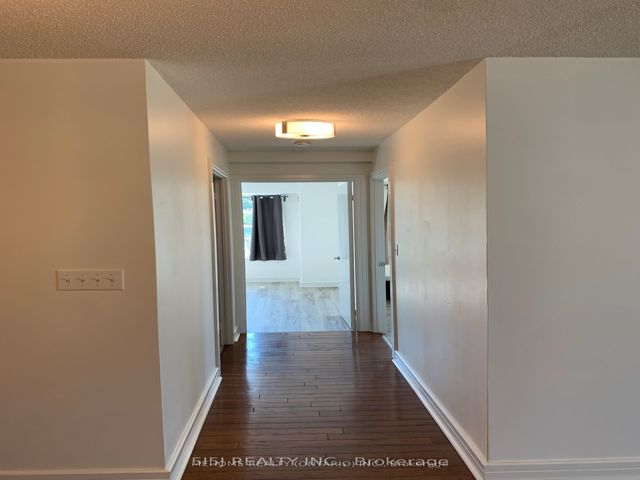 202 - 18 Harrison Garden Blvd
