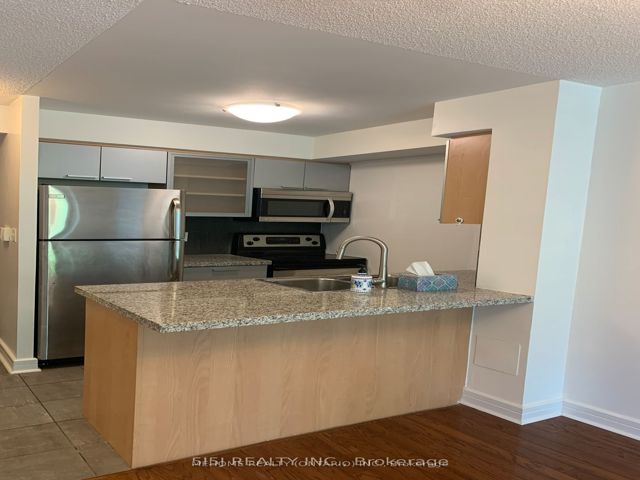 202 - 18 Harrison Garden Blvd