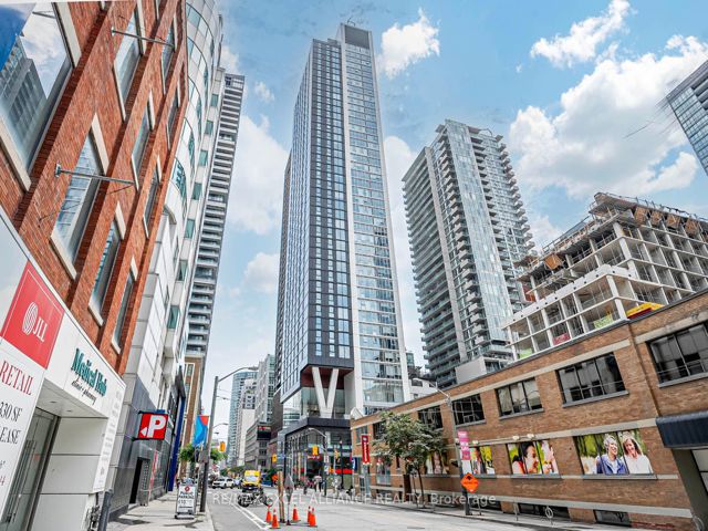 503 - 357 King St W
