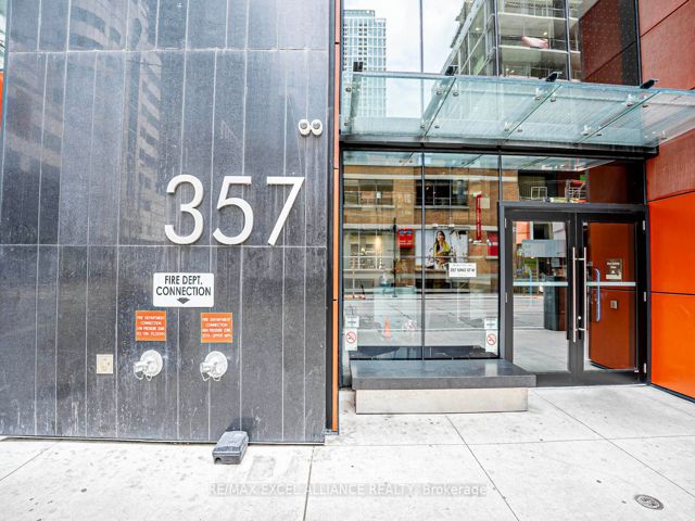 503 - 357 King St W