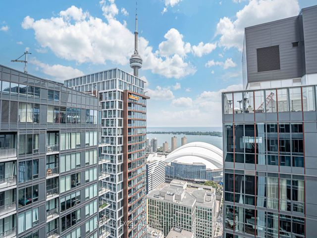 203 - 357 King St W