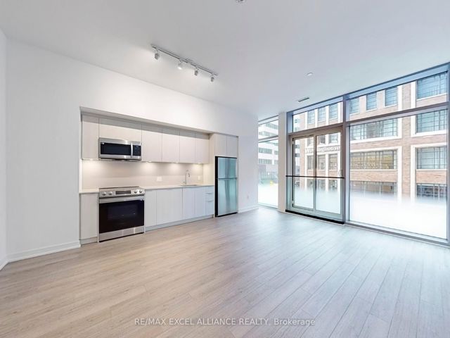 203 - 357 King St W