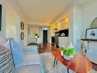 1708 - 25 Capreol Crt