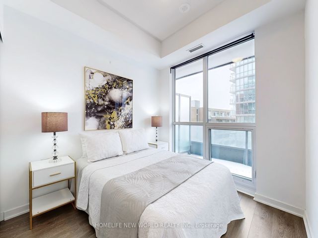402 - 38 Forest Manor Rd