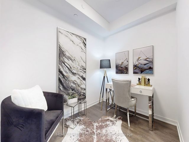 402 - 38 Forest Manor Rd