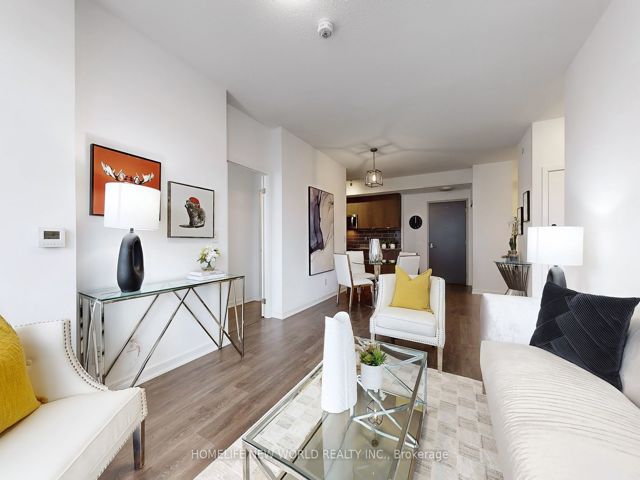 402 - 38 Forest Manor Rd