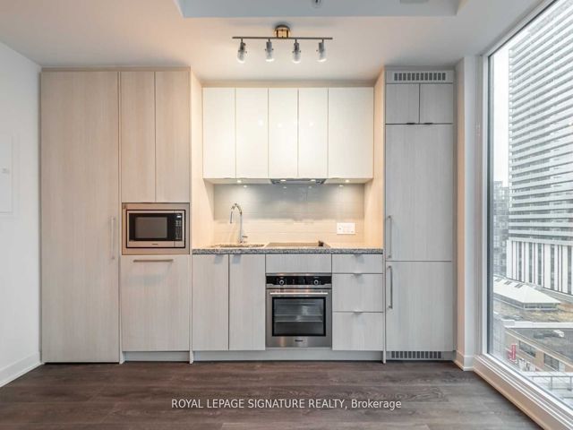 4611 - 115 Blue Jays Way