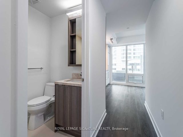 4611 - 115 Blue Jays Way